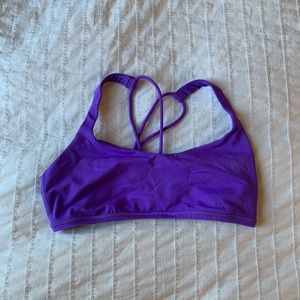 Lululemon sports bra